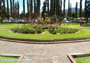 Objek Wisata Pura Ulundanu