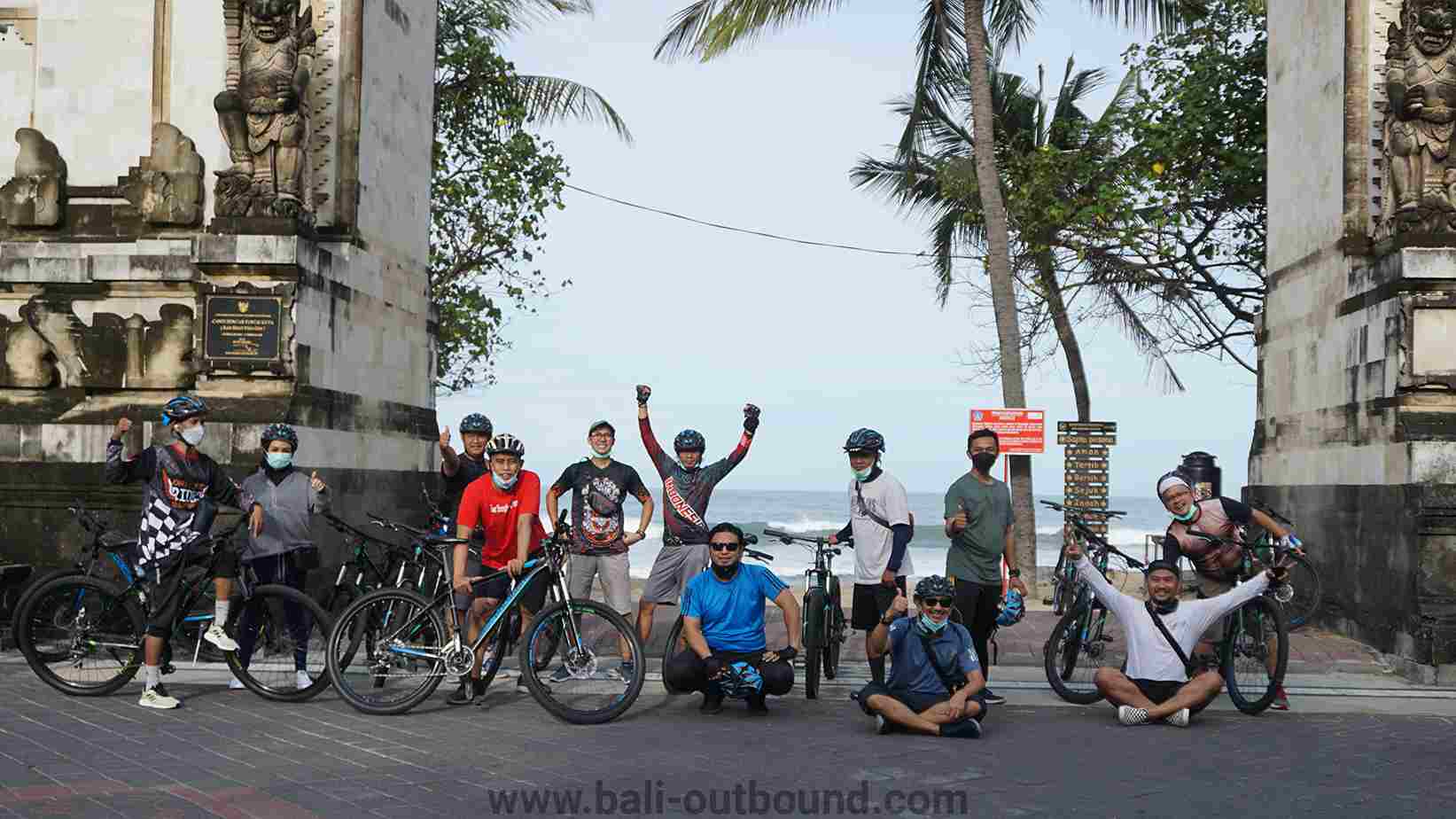 Bali-Outbound - Cycling di Kuta Beach