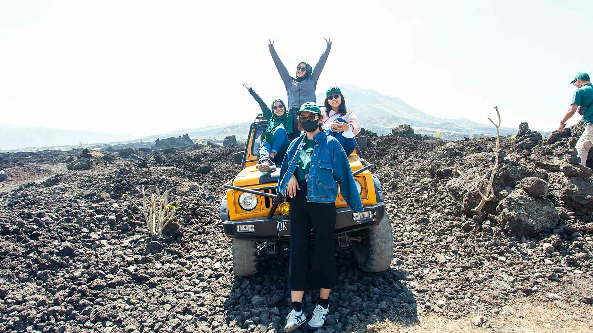 Balioutbound - Jeep Lava Tour